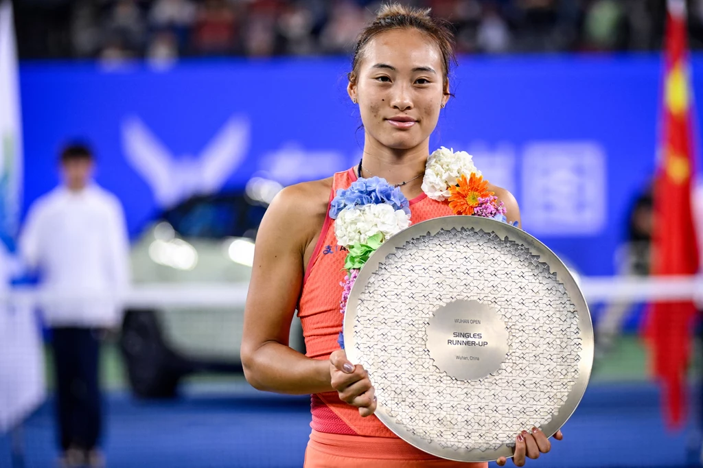 Qinwen Zheng Qinwen Zheng