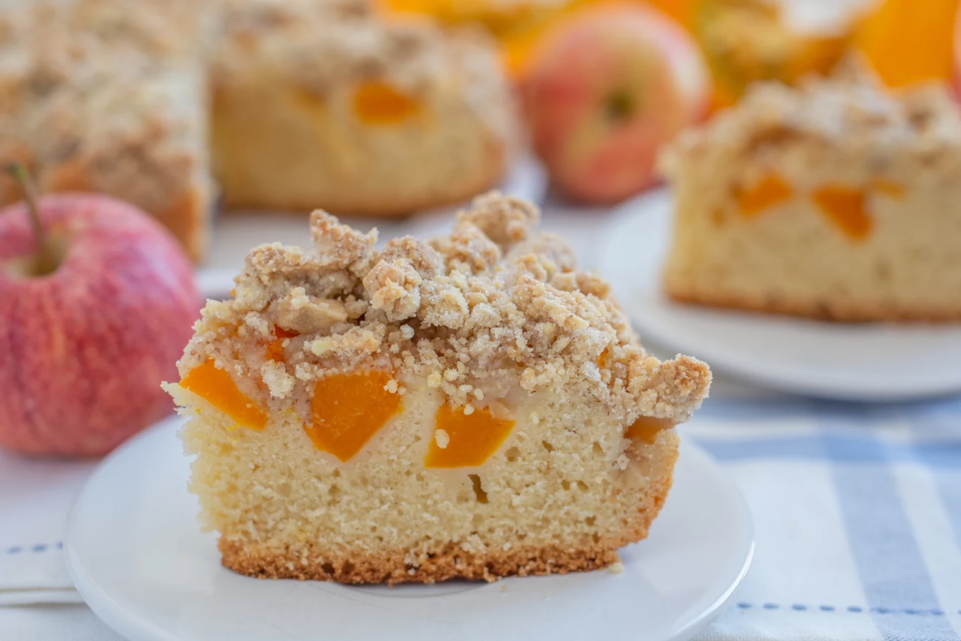 Proste ciasto z jabłkami i dynią idealne na jesień Proste ciasto z jabłkami i dynią idealne na jesień