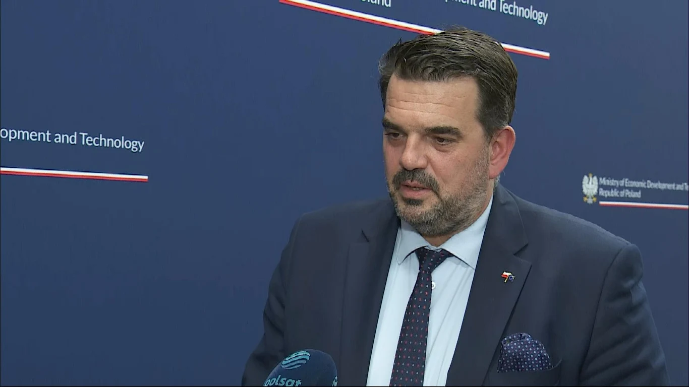 Jacek Tomczak komentuje swoją decyzję o rezygnacji z funkcji wiceministra Jacek Tomczak komentuje swoją decyzję o rezygnacji z funkcji wiceministra