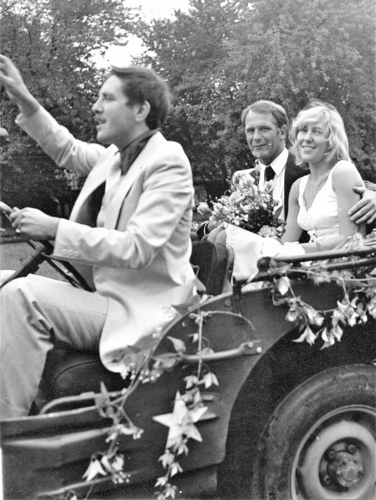 Cóż to był za ślub! Zdjęcie z 1977 roku, państwo Maryla i Janusz Tracewscy