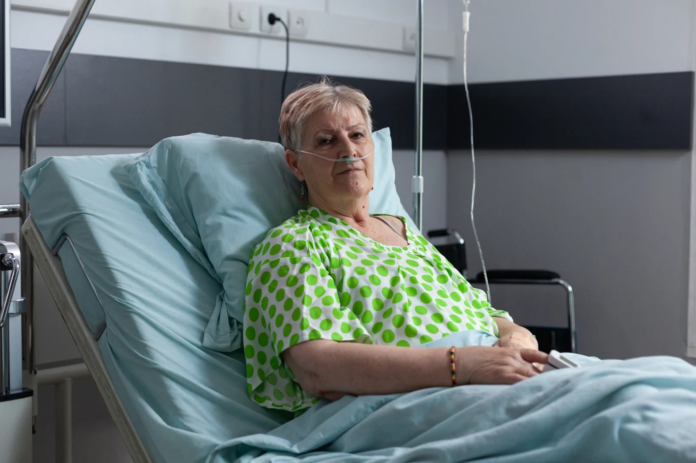 Co dzieje się z ciałem człowieka kilka tygodni, dni i godzin przed śmiercią? Wyjaśnia lekarka medycyny paliatywnej Co dzieje się z ciałem człowieka kilka tygodni, dni i godzin przed śmiercią? Wyjaśnia lekarka medycyny paliatywnej