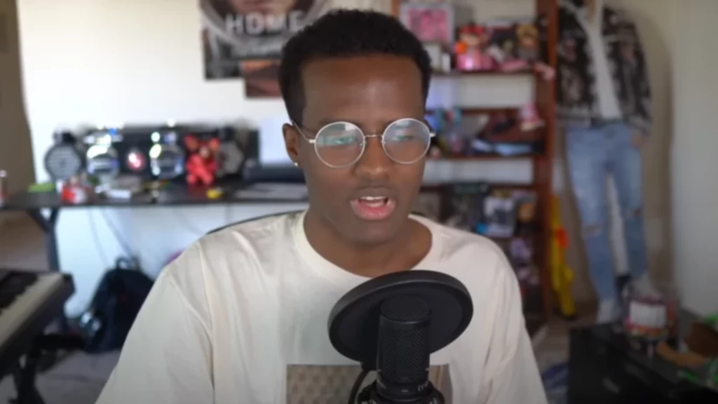 YouTuber "Twomad" YouTuber "Twomad"