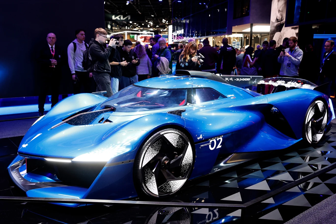 Alpine Alpenglow HY6 to wizja ekologicznego hipersamochodu Alpine Alpenglow HY6 to wizja ekologicznego hipersamochodu