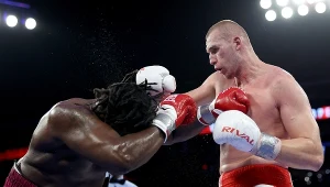 Wielkie grzmoty w Ameryce. "Następca Gołoty" efektownie nokautuje