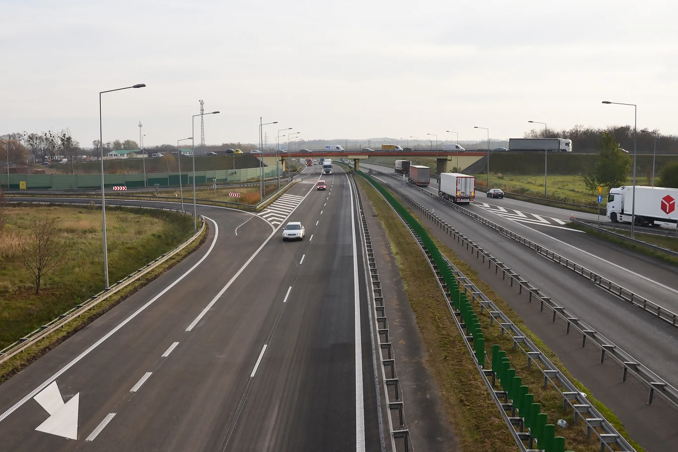 Wybudowana przed ponad dekadą autostrada A2 jest jednym z najbardziej zatłoczonych odcinków dróg w Polsce. 