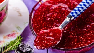 Ten dżem to skarbnica witamin. Zrobisz go w 10 minut bez gotowania 