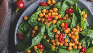 Ciecierzyca jest źródłem białka, błonnika i antyoksydantów. Dlaczego jeszcze warto ją jeść?