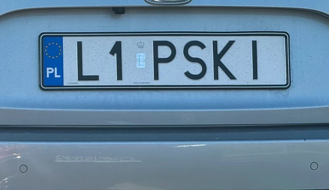 Indywidualne tablice rejestracyjne. Ile kosztuje wyróżnienie się na drodze?