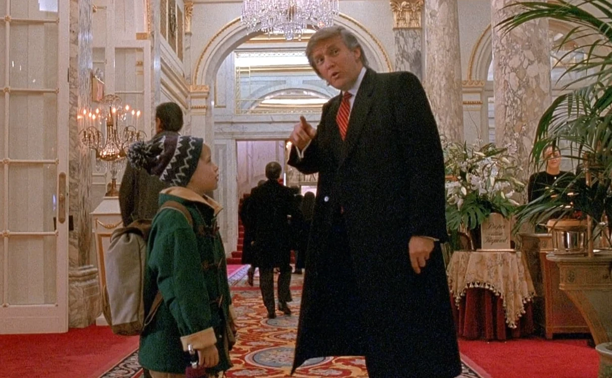 Macaulay Culkin i Donald Trump w filmie "Kevin sam w Nowym Jorku" (screen z Youtube'a)