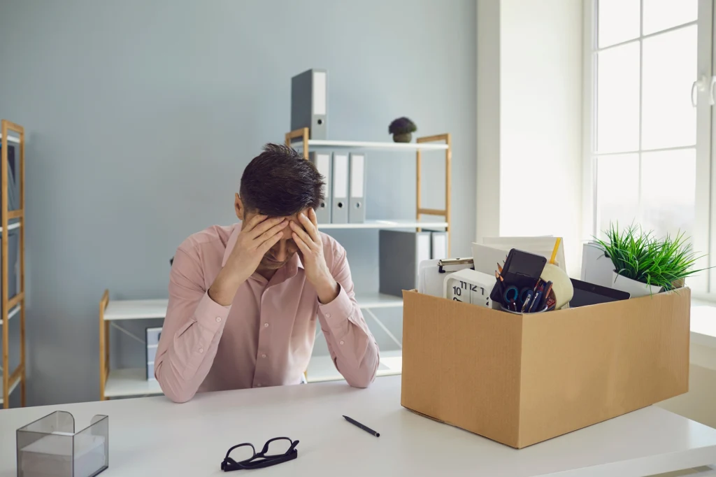 Zwolnienie dyscyplinarne ma konsekwencje dla pracownika i pracodawcy.