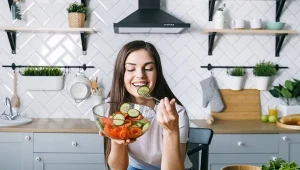 Warzywa zawierają sporo błonnika, który usprawnia działanie jelit 