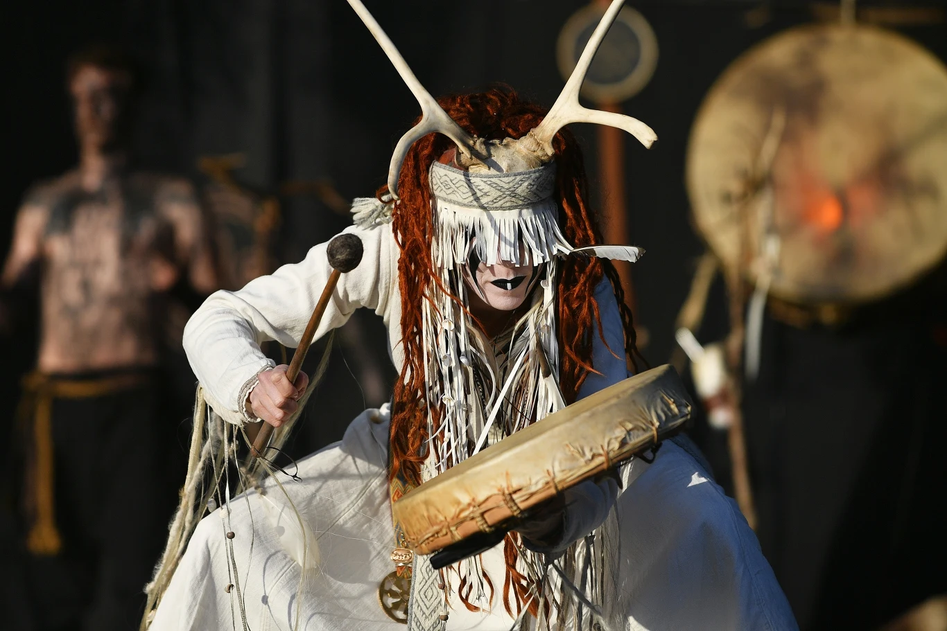 Maria Franz (Heilung) w akcji Maria Franz (Heilung) w akcji