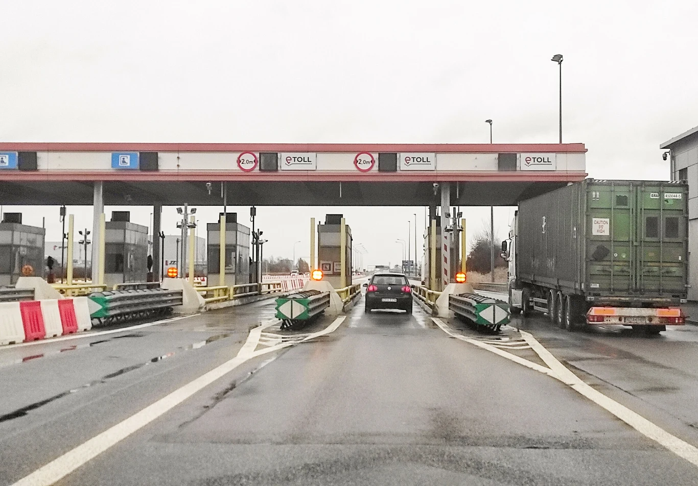 System poboru opłat, zdj. ilustracyjne System poboru opłat, zdj. ilustracyjne