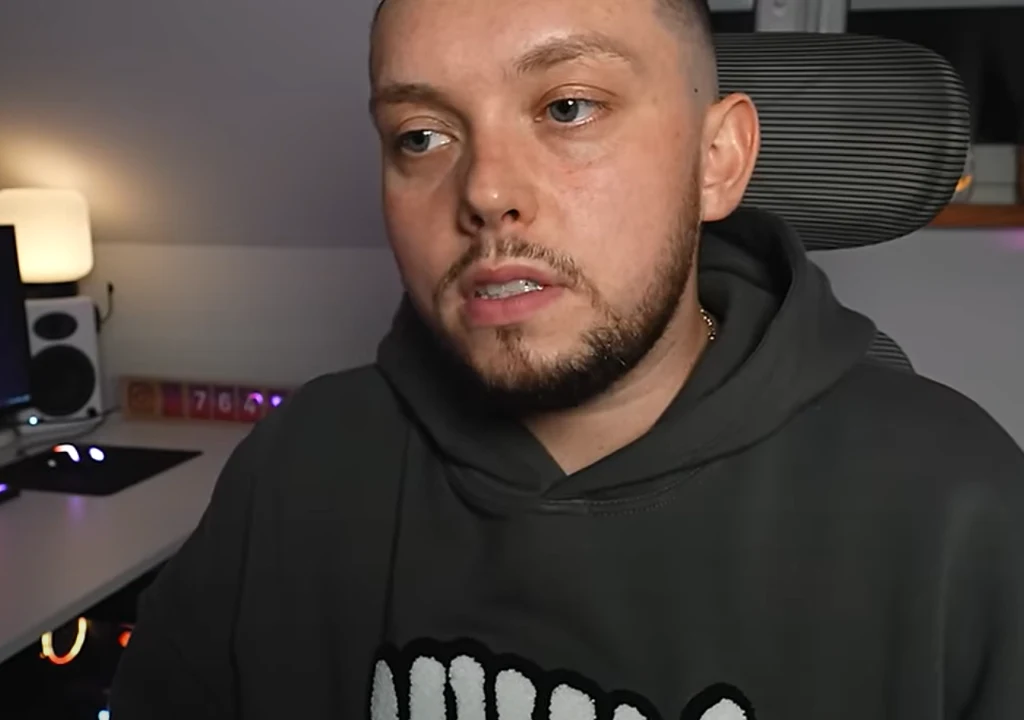 Książulo /screen:https://www.youtube.com/watch?v=iB_O6D-Xc2c