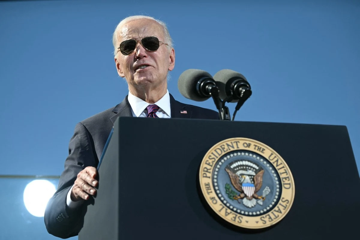 Prezydent Joe Biden odmierza czas przed końcem prezydentury. Media: Nie musi być "kulawą kaczką" Prezydent Joe Biden odmierza czas przed końcem prezydentury. Media: Nie musi być "kulawą kaczką"