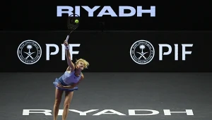 Pasjonujący mecz światowej "1" na WTA Finals. Utrudniła obronę tytułu