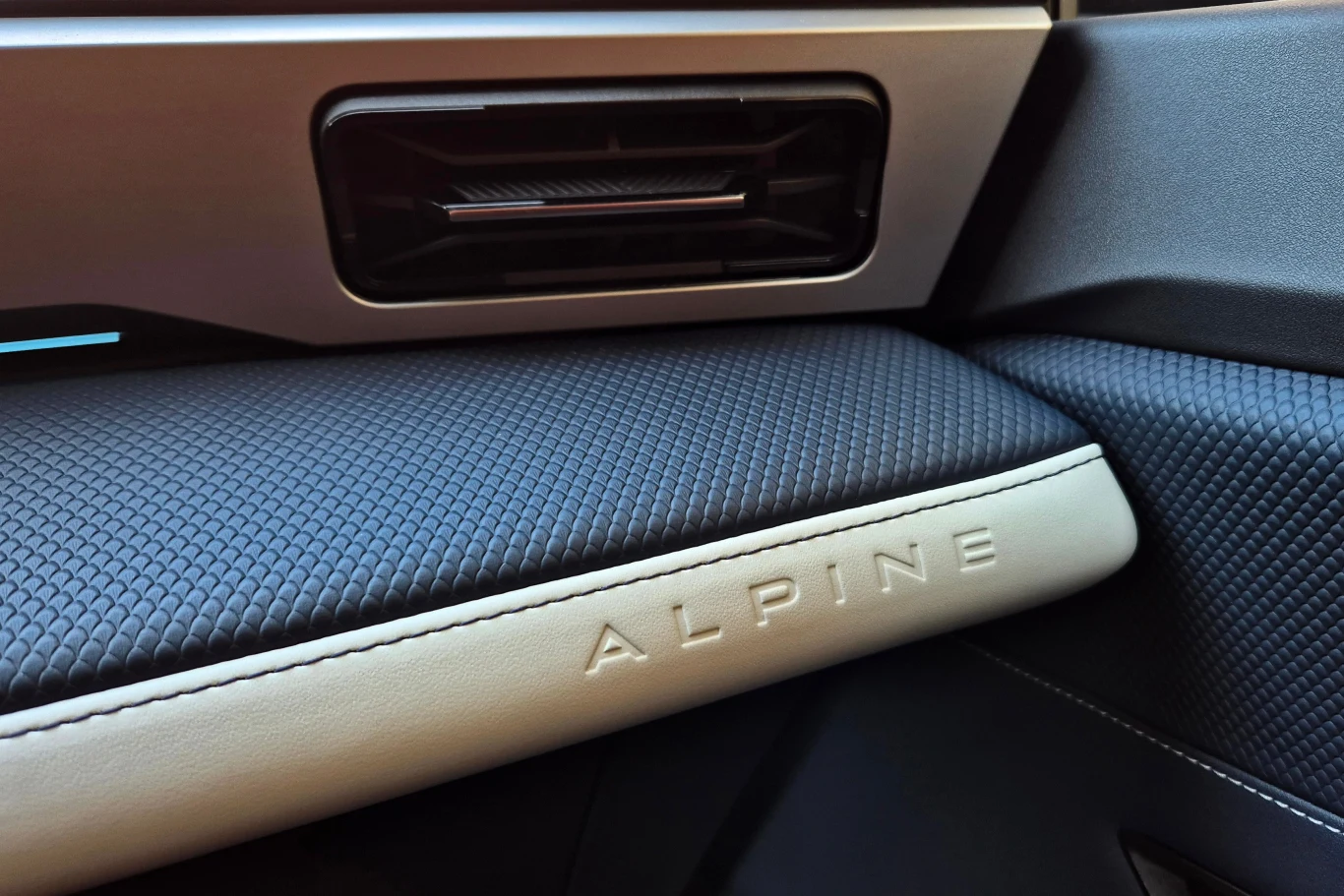 Alpine A290 Alpine A290