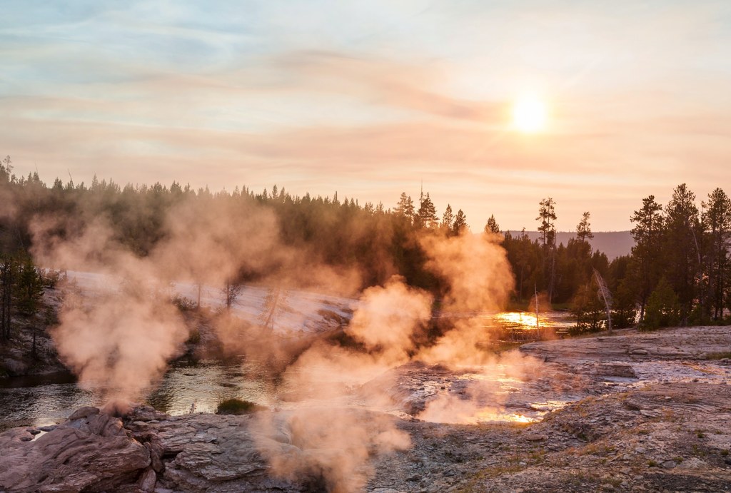 Park Narodowy Yellowstone jest znany ze zjawisk geologicznych