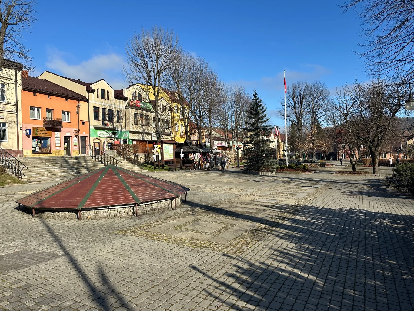 Ustrzyki Dolne mierzą się z coraz większym problemem wraz z rosnącą populacją wilków Ustrzyki Dolne mierzą się z coraz większym problemem wraz z rosnącą populacją wilków