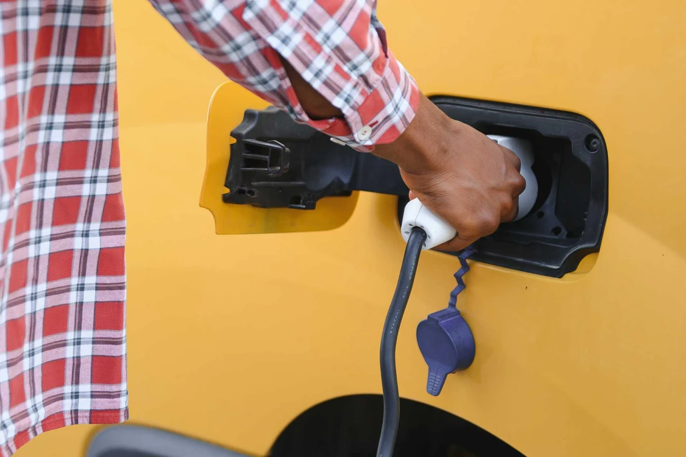 W Etiopii zakazano importu aut spalinowych. Nie wszyscy są zadowoleni W Etiopii zakazano importu aut spalinowych. Nie wszyscy są zadowoleni