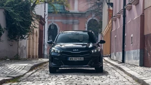 Kia Xceed została już tylko z jednym silnikiem. Czy ten model wart jest uwagi?