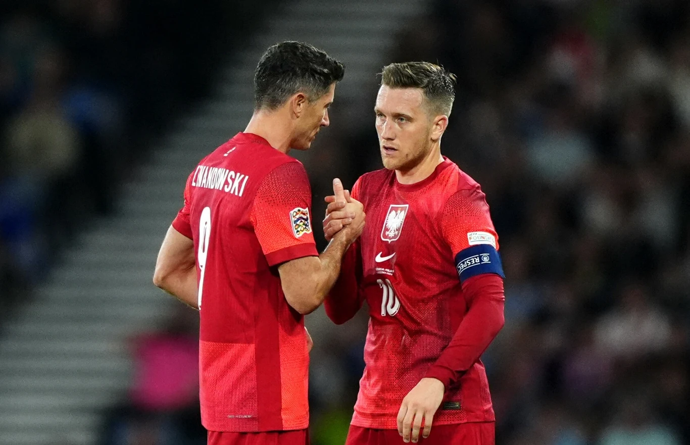 Piotr Zieliński i Robert Lewandowski