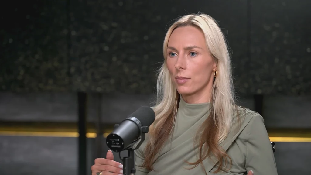 "Żony Warszawy. Historie Prawdziwsze": Anna Wrońska "Żony Warszawy. Historie Prawdziwsze": Anna Wrońska