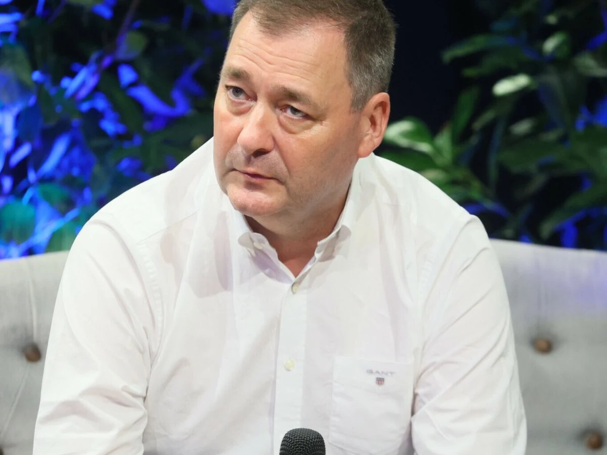 Jacek Rozenek opowiedział o udarze. Kosztował go wszystkie oszczędności Jacek Rozenek opowiedział o udarze. Kosztował go wszystkie oszczędności