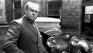 Timothy West w 1983 roku