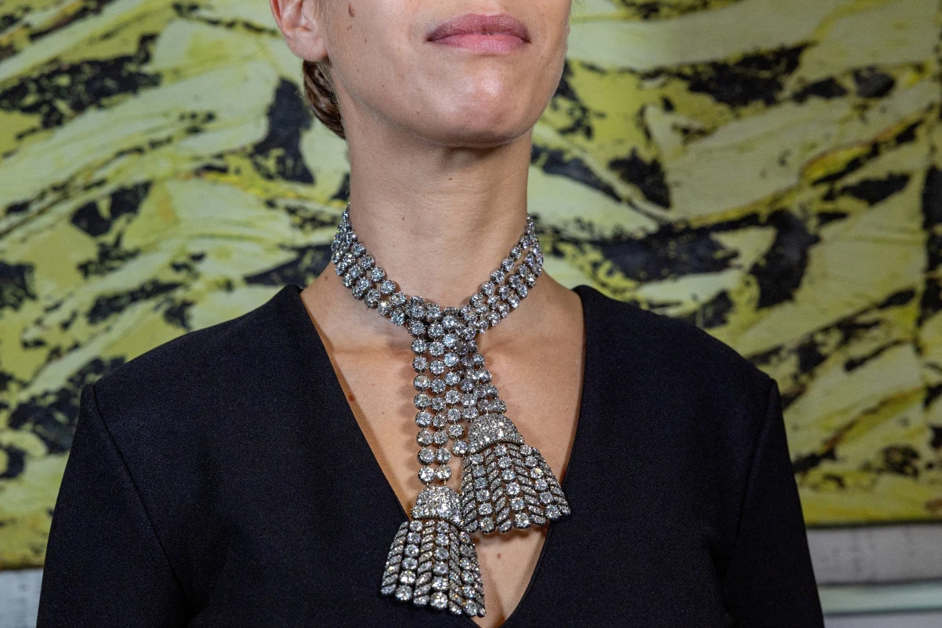 Naszyjnik został sprzedany za 4,26 mln franków szwajcarskich Naszyjnik został sprzedany za 4,26 mln franków szwajcarskich