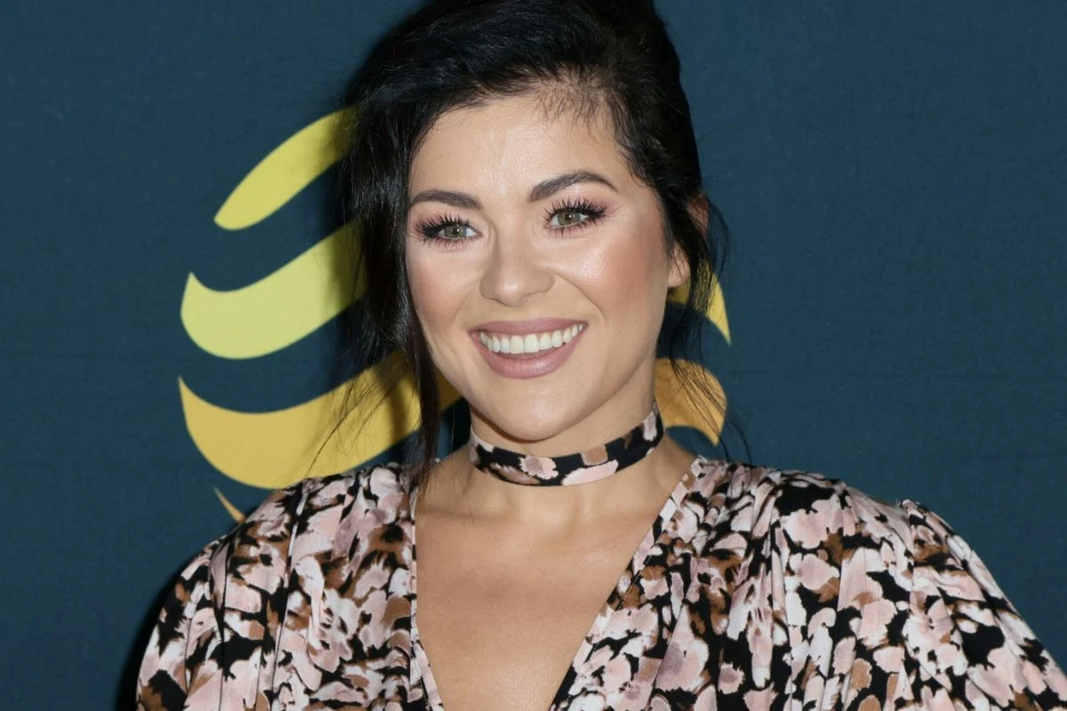 Katarzyna Cichopek świetnie czuje nowe trendy Katarzyna Cichopek często sięga po modowe trendy