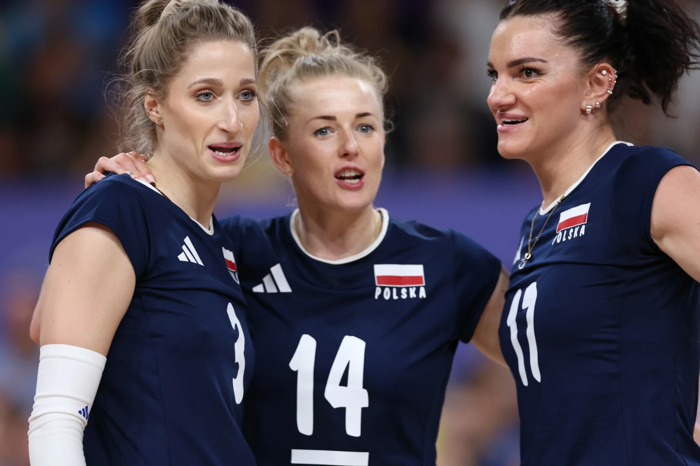 Joanna Wołosz (nr 14) nie dała się namówić na powrót do kadry koleżankom z reprezentacji. Z lewej Klaudia Alagierska, z prawej Malwina Smarzek
