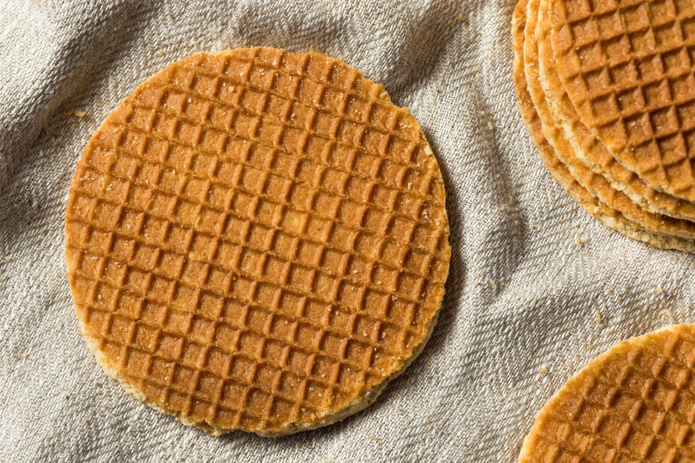 Wafle tortowe z powodzeniem zastępują naleśniki w krokietach. Wafle tortowe z powodzeniem zastępują naleśniki w krokietach.