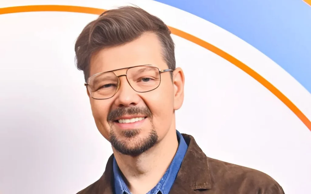 Michał Figurski w "halo tu polsat"