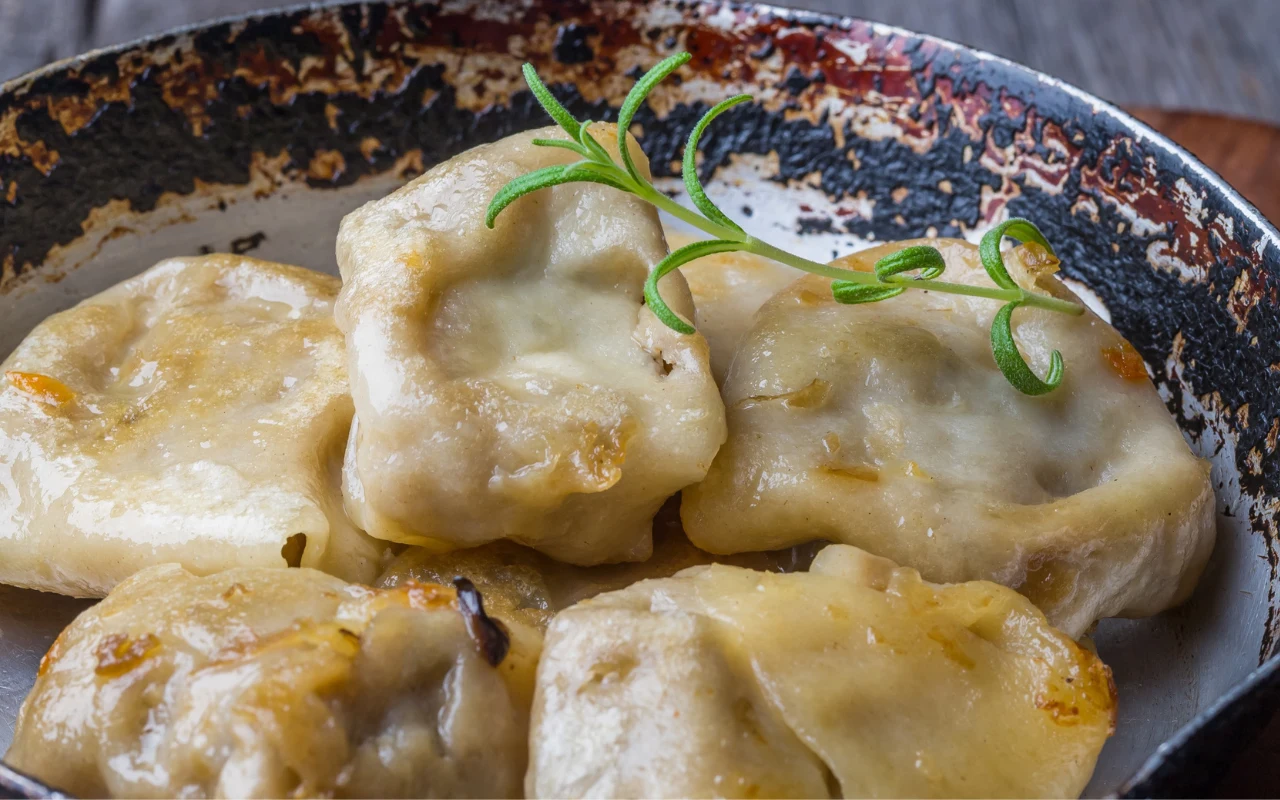 Pierogi najlepiej przygotowywać z wołowiny lub drobiu Pierogi najlepiej przygotowywać z wołowiny lub drobiu