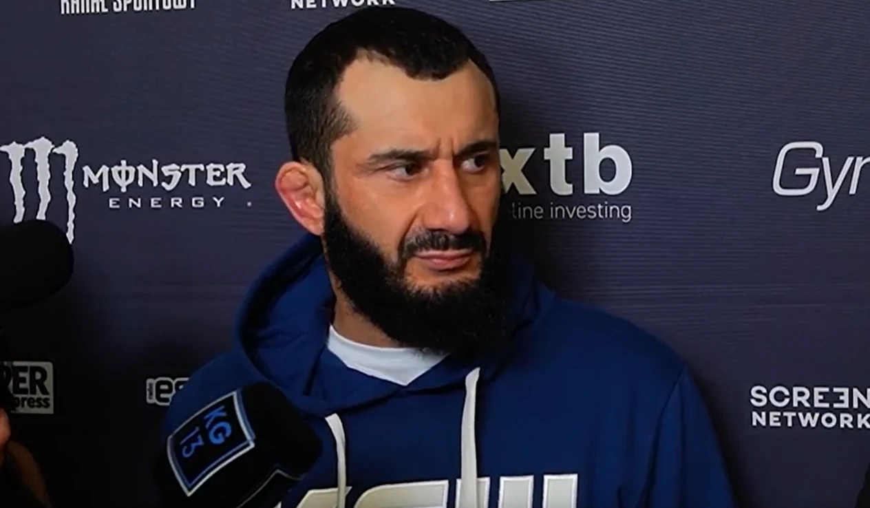 Mamed Chalidow ogłasza. Na godziny przed walką