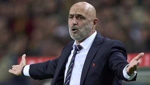 Michał Probierz musiał się tłumaczyć. Poszło o wybory personalne 