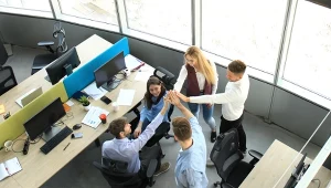 Pracownicy mają do dyspozycji skuteczne narzędzia, które umożliwiają reagowanie na nieprawidłowości w firmie 