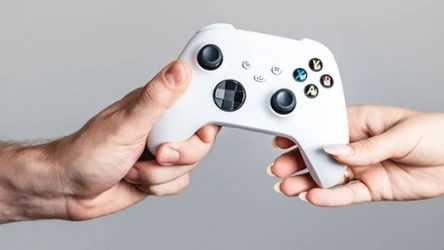 Kupisz PlayStation 5 i jeszcze dostaniesz 200 zł? Sprawdź gdzie!