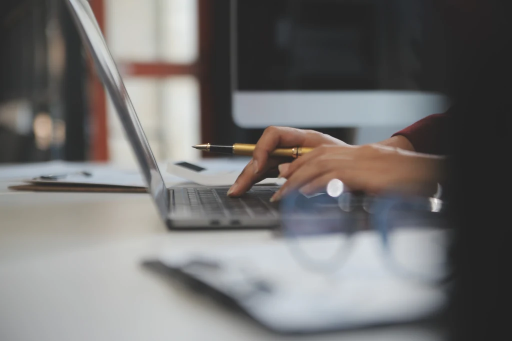 Przy e-Doręczeniach nie ma możliwości podszycia się pod inną osobę fizyczną lub fałszywą reprezentację danej instytucji