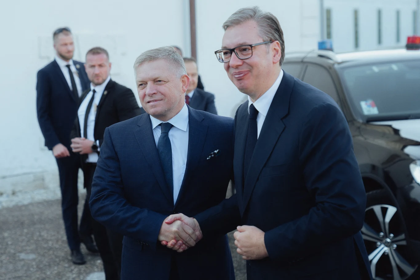 Aleksandar Vuczić i Robert Fico na spotkaniu w Słowacji Aleksandar Vuczić i Robert Fico na spotkaniu w Słowacji