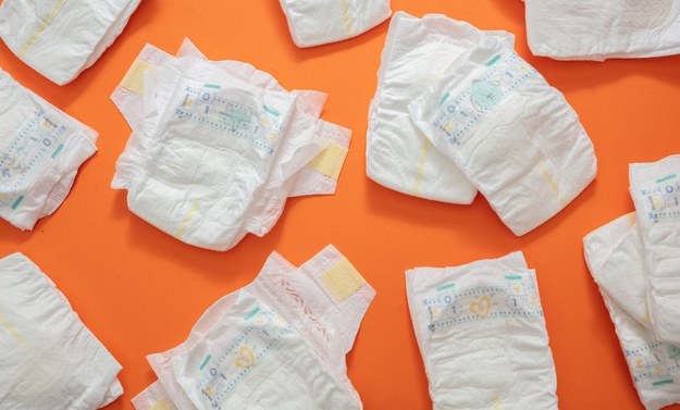 Pampers Giant Pack w Auchan: Wygoda i oszczędność dla rodziców!