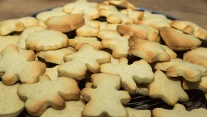 Ekspresowe, mięciutkie pierniczki. Zrobisz je w 15 minut