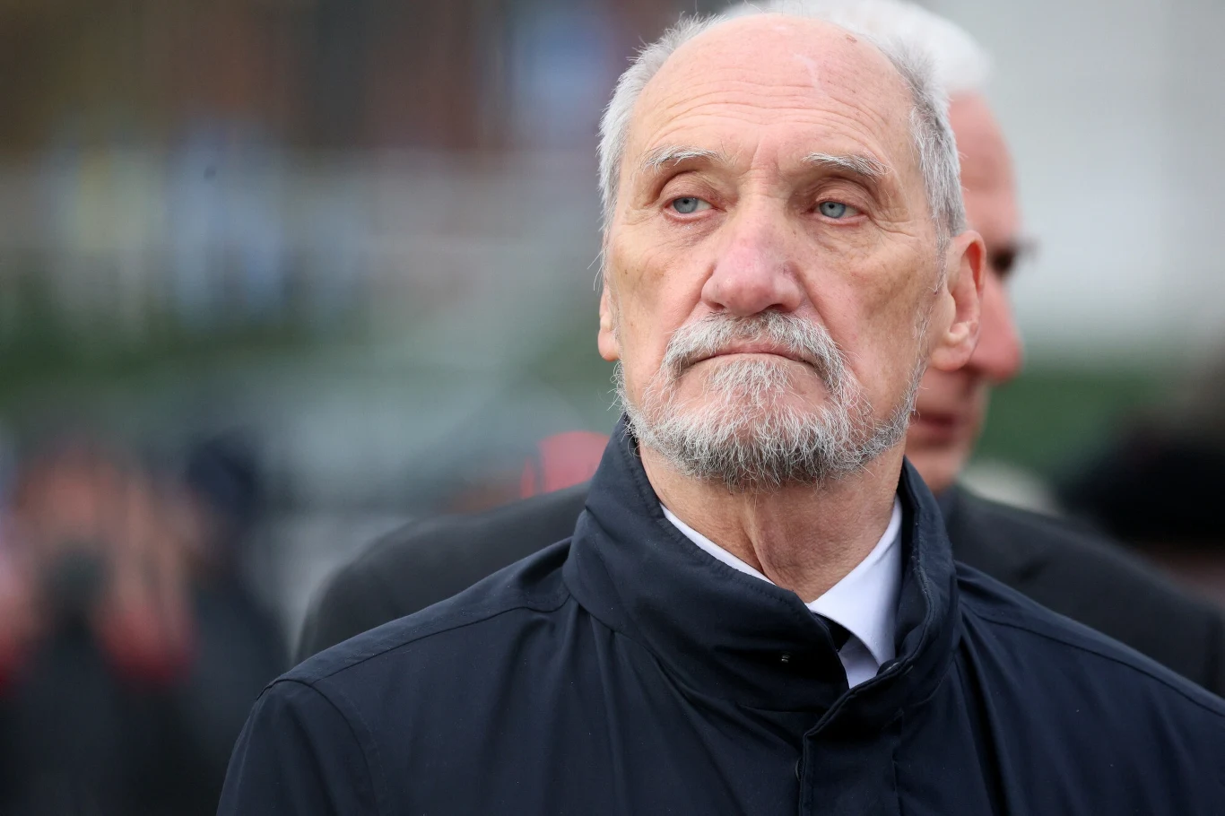 Antoni Macierewicz argumentuje, że zakup samolotów nie miał sensu, bo Polska nie miałaby nad nimi pełnej kontroli Antoni Macierewicz argumentuje, że zakup samolotów nie miał sensu, bo Polska nie miałaby nad nimi pełnej kontroli