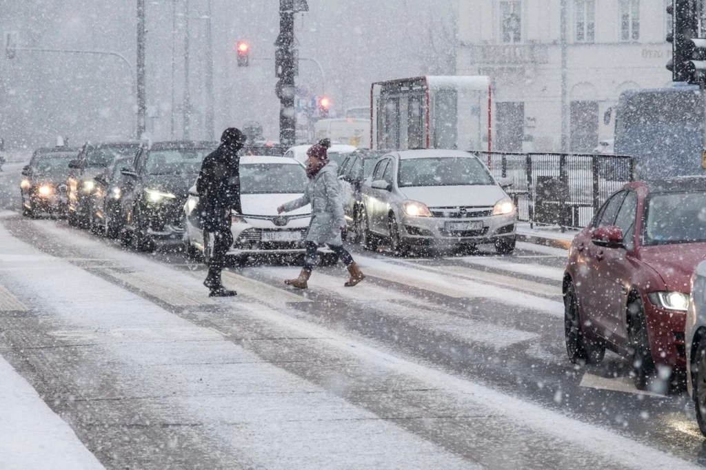 Potężne uderzenie zimy zbliża się do Polski. „Zawieje i zamiecie śnieżne”