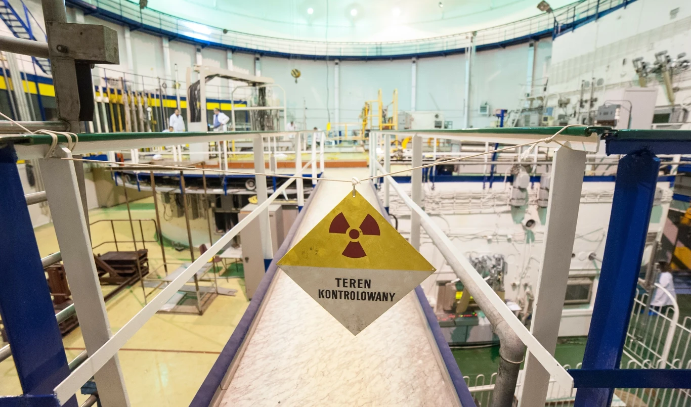 Reaktor MARIA to jedyny w Polsce działający reaktor jądrowy. Jak wygląda w środku? Reaktor MARIA to jedyny w Polsce działający reaktor jądrowy. Jak wygląda w środku?