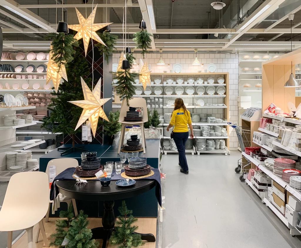 W 2025 r. średnio o 12 proc. wzrosną zarobki pracowników sieci IKEA w Polsce. Zdjęcie ilustracyjne