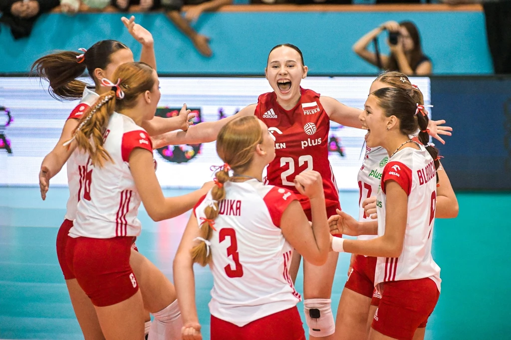 Polskie siatkarki U-16 zdobyły złoty medal mistrzostw Europy Wschodniej Polskie siatkarki U-16 zdobyły złoty medal mistrzostw Europy Wschodniej