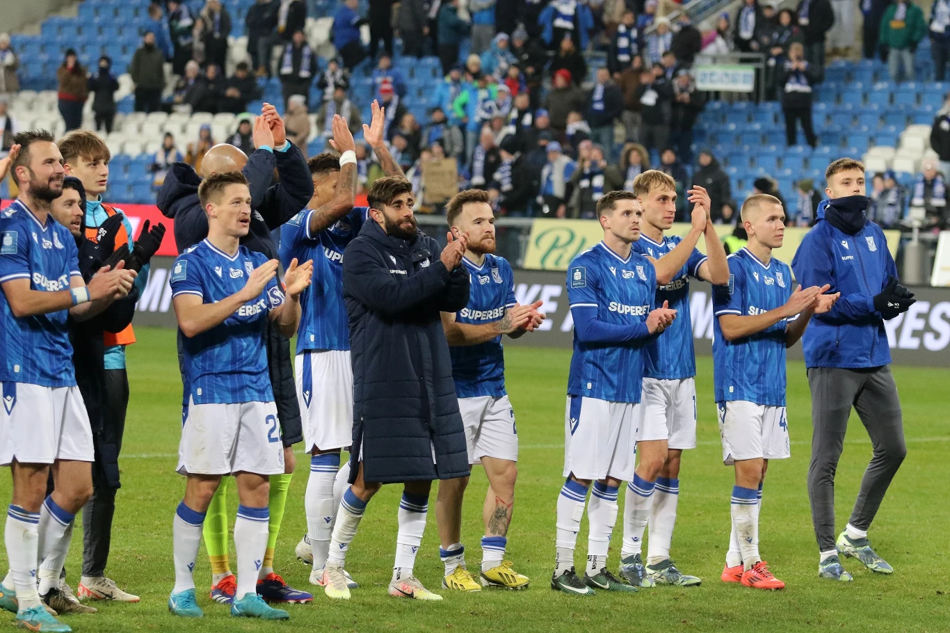 Zawodnicy Lecha Poznań mieli co świętować z kibicami. Idealnie zakończyli ten rok przy Bułgarskiej