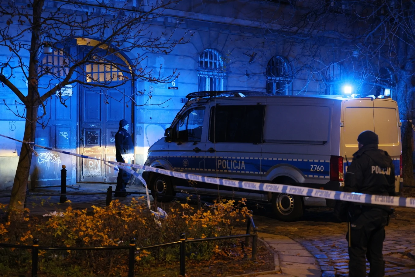 Warszawa. Działania policji po śmierci funkcjonariusza przy ul. Inżynierskiej Warszawa. Działania policji po śmierci funkcjonariusza przy ul. Inżynierskiej